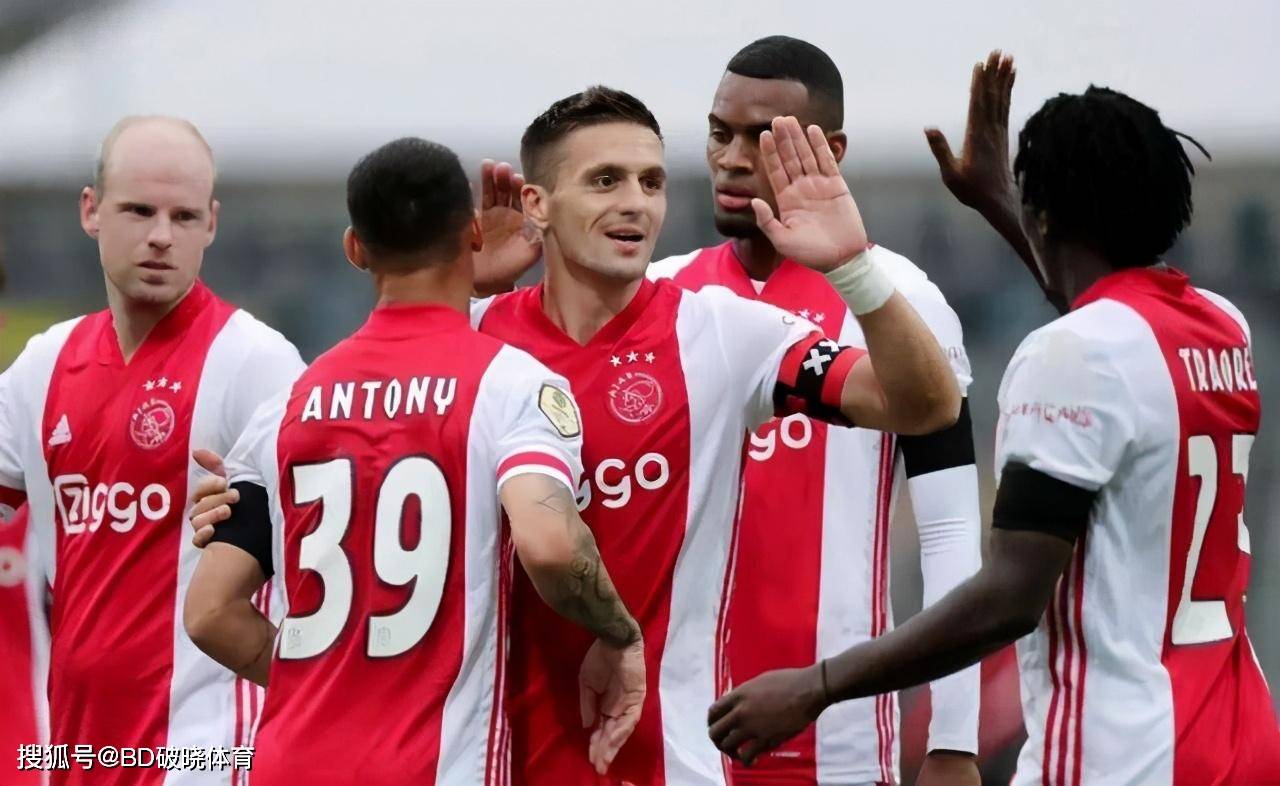 赛事的顶端 赛事的顶端