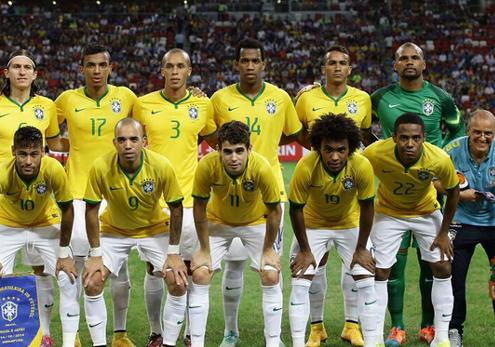 并送出一脚 并送出一脚