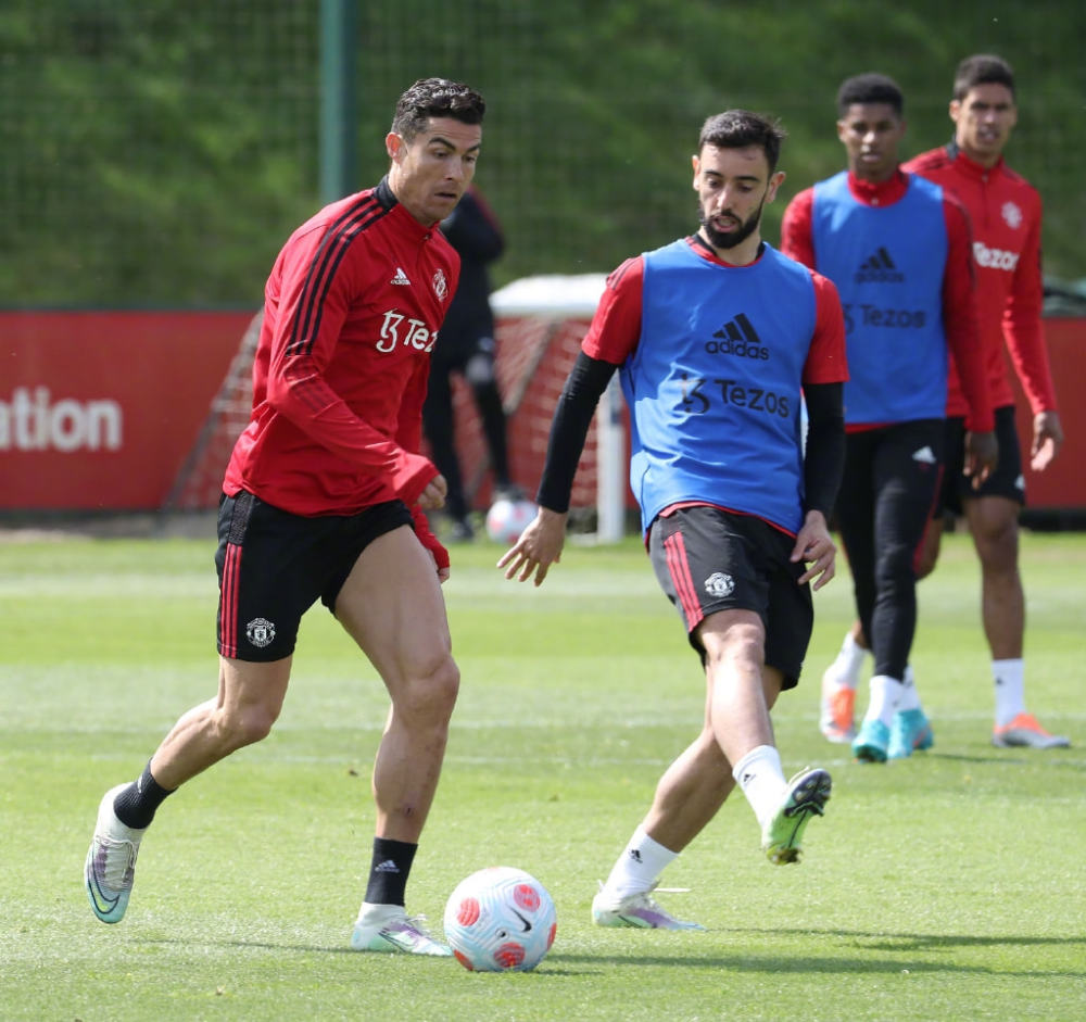 端注意力不 端注意力不