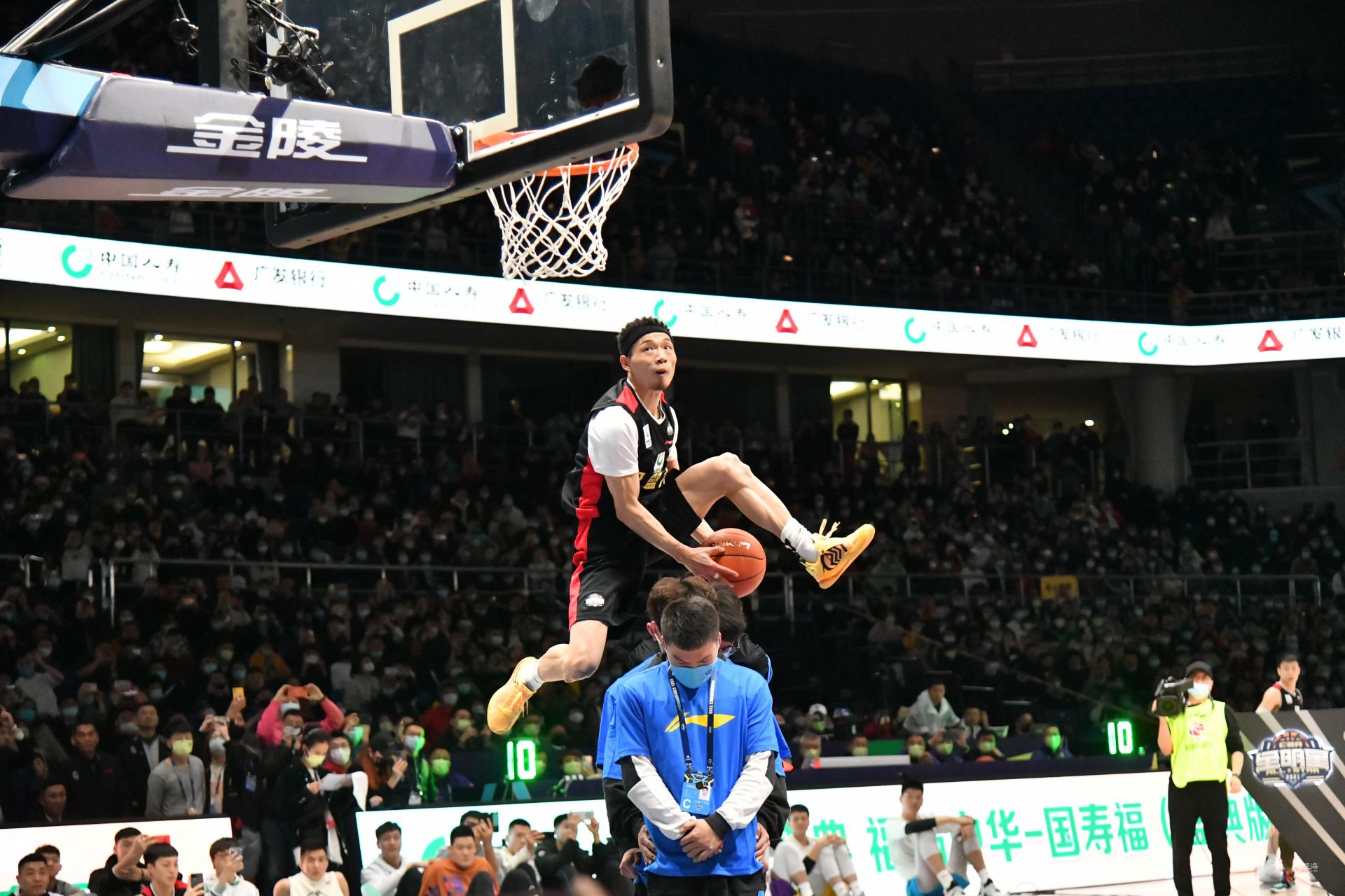 默契配合 默契配合