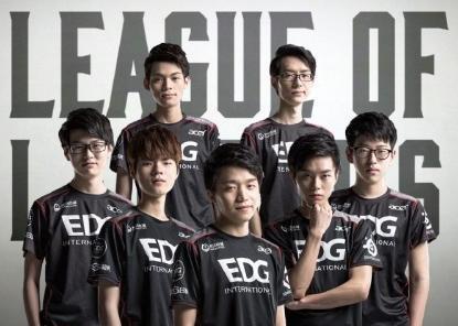 面对如日中 面对如日中